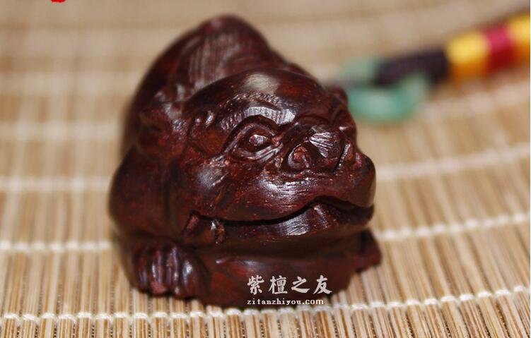 印度小叶紫檀卧金钱貔貅手把件 金钱不愁紫檀把件-2