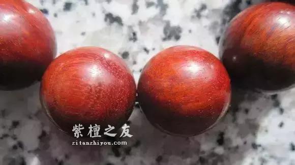 紫檀和血檀最有效的鉴别方法是？-7