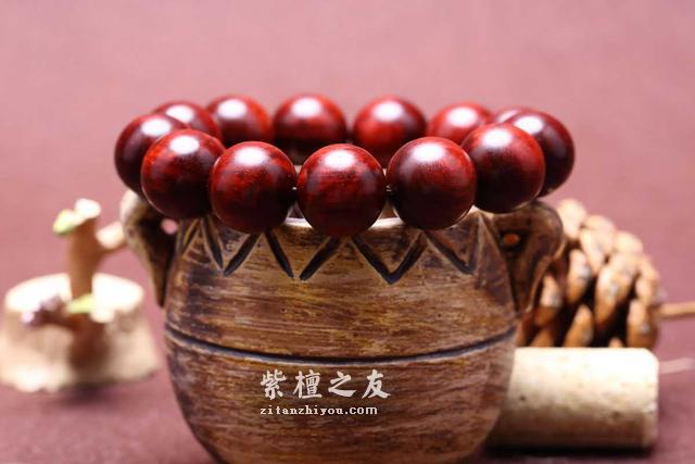 小叶紫檀的老料是不是越老越值钱呢？-1