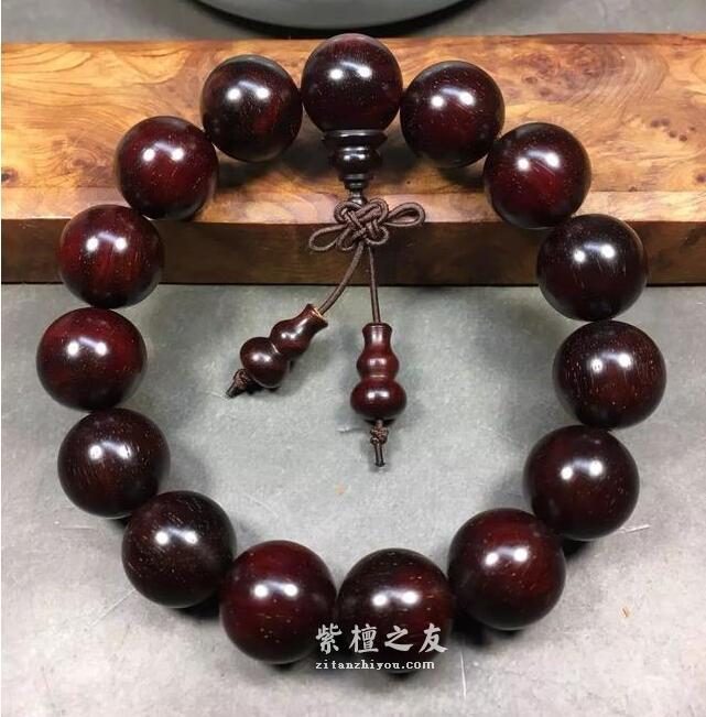 小叶紫檀如何才能盘出极品包浆以及注意的事项有哪些？-3