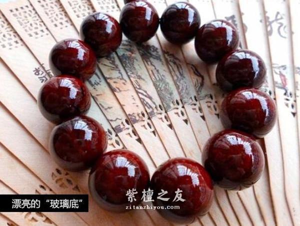 只要具备这4点，你的小叶紫檀手串盘出玻璃底指日可待-2