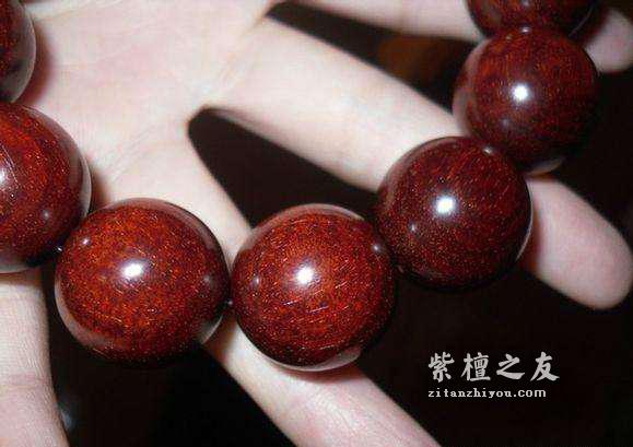 小叶紫檀手串如何辨别是否上蜡？-2