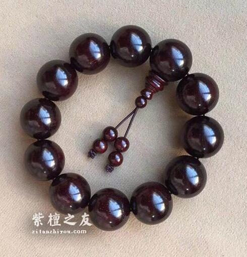 如何看待泥料紫檀的生长纹？-3