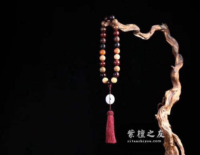 如何区分小叶紫檀和血檀手串？-4