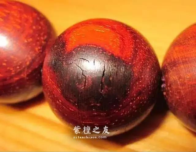 如何从做工方面挑选紫檀手串？-1