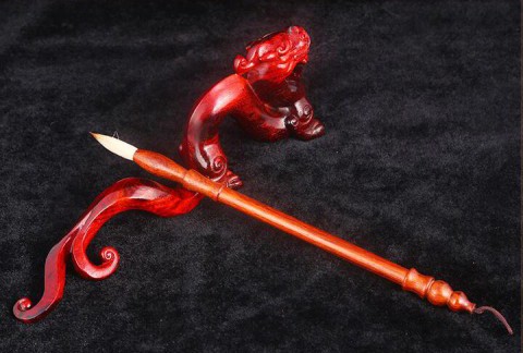 小叶紫檀手工雕刻离龙笔架 工艺品收藏品礼盒送礼佳品
