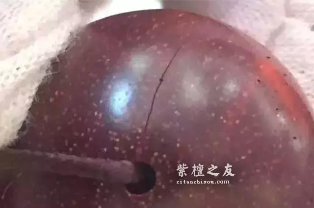 小叶紫檀手串为什么会开裂，开裂的根本原因是啥？-2