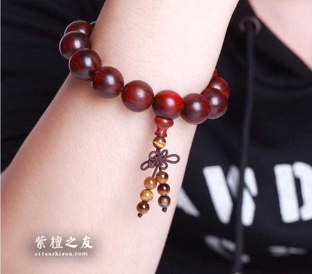 关于小叶紫檀手串保养的一些经验之谈！-2