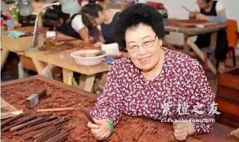 赚得了钱、  打得了“怪”、吃得了“唐僧肉”的  “传奇师娘”是怎样炼成的呢？-1