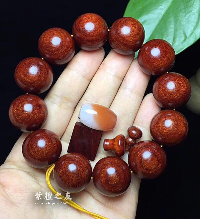 小叶紫檀手串常见开裂的问题，新手需知-3