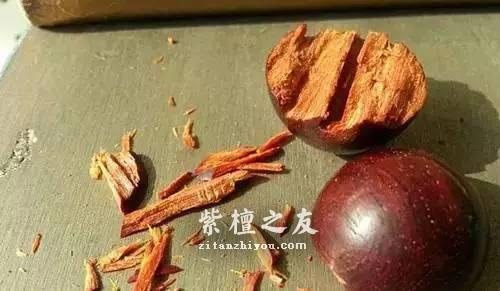 小叶紫檀的一些特殊的识别方法-4