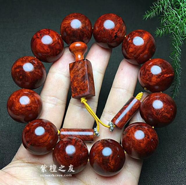 小叶紫檀瘤疤如何玩出好包浆？-1
