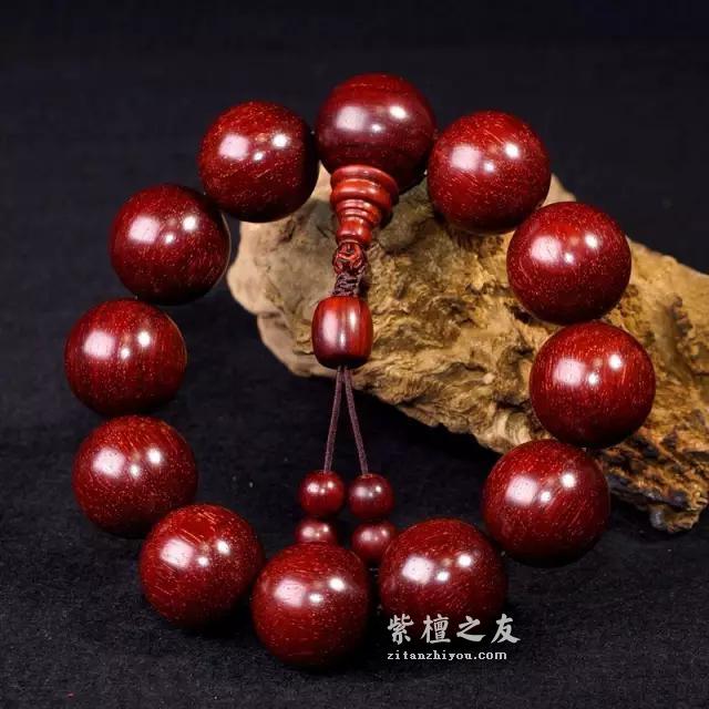 紫檀深色好还是浅色好？-1
