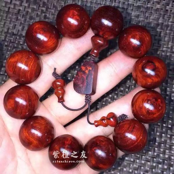 小叶紫檀手串也作古？-3