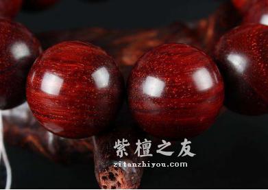 老司机教你盘玩小叶紫檀手串的禁忌-4