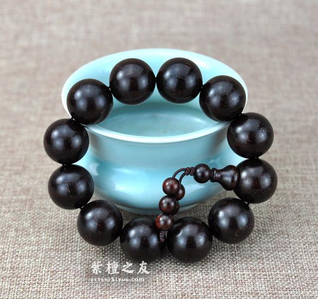 干货！分辨小叶紫檀是否上蜡！-1