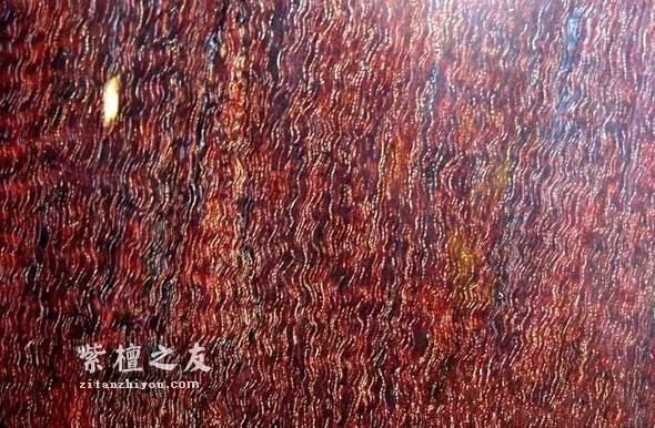 什么是牛毛纹，小叶紫檀牛毛纹多了好吗？-4