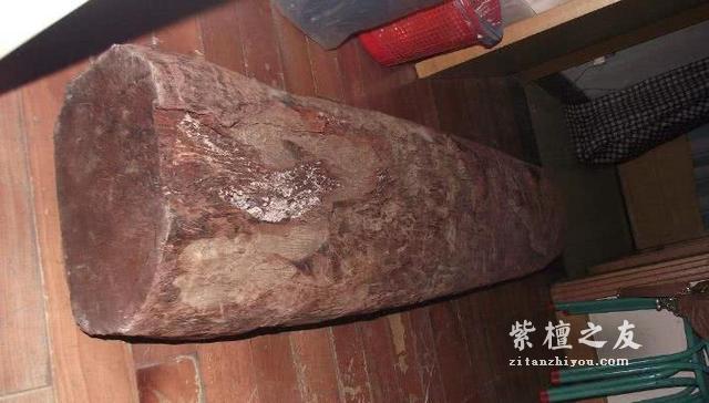 新手玩家注意了：所谓的老料小叶紫檀就是一个坑！-2