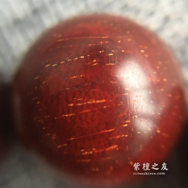 无棕眼的小叶紫檀到底有没有？选购小叶紫檀你需要注意这几点！-2