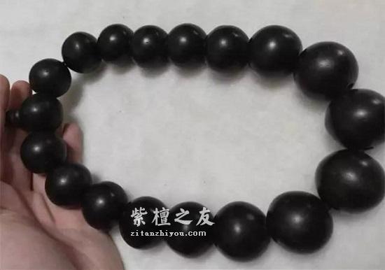 紫檀手串如何才能盘出灵气逼人的玻璃底？-2