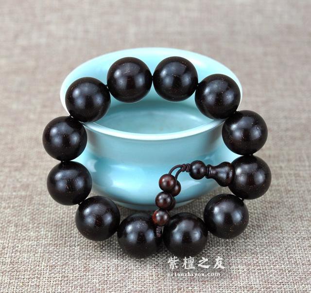教你保养小叶紫檀手串的六步秘诀，一起动起来！-1