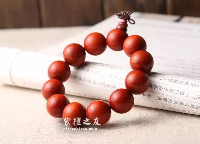 你手上的是真紫檀吗？说一说假冒紫檀的3贱客-3