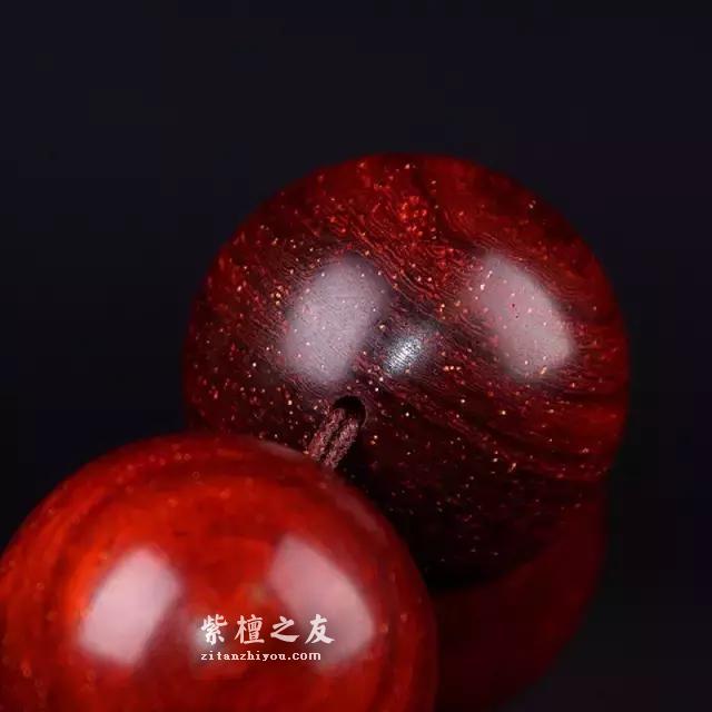 如何买到性价比最高的小叶紫檀手串？-7