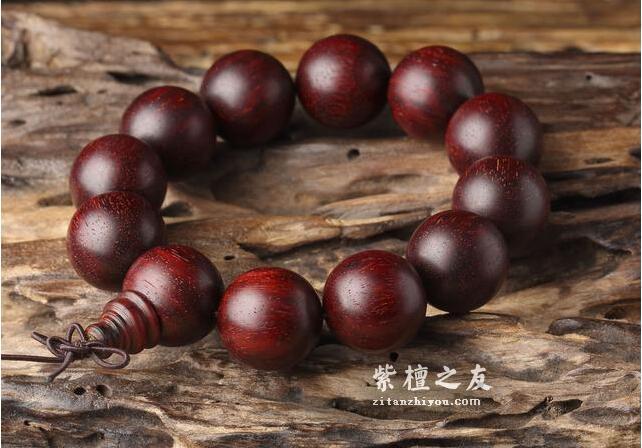 盘玩小叶紫檀，不知道这些等于瞎玩！-1