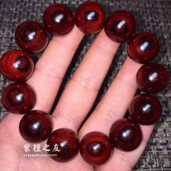 小叶紫檀黑筋、黑线和黑斑指的是什么？-3
