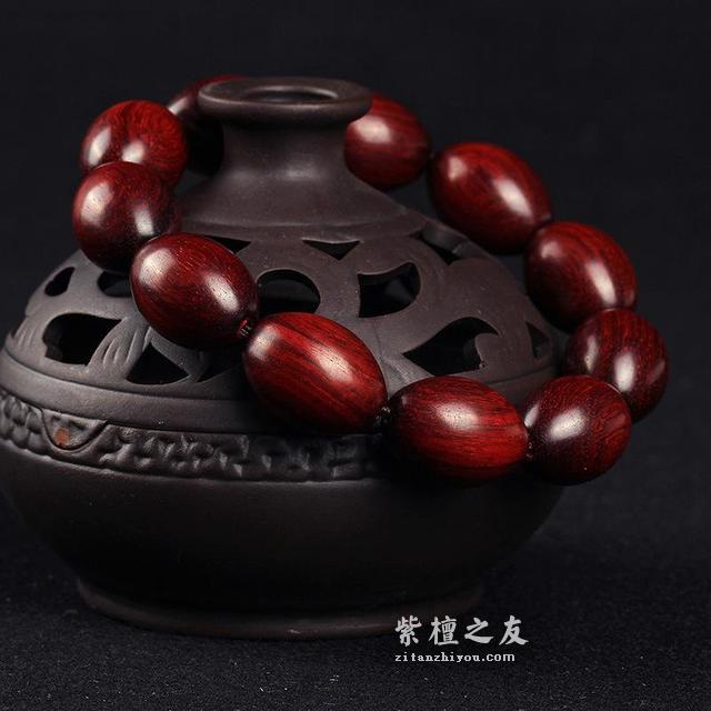 盘点一下小叶紫檀手串的款式有哪些？-8