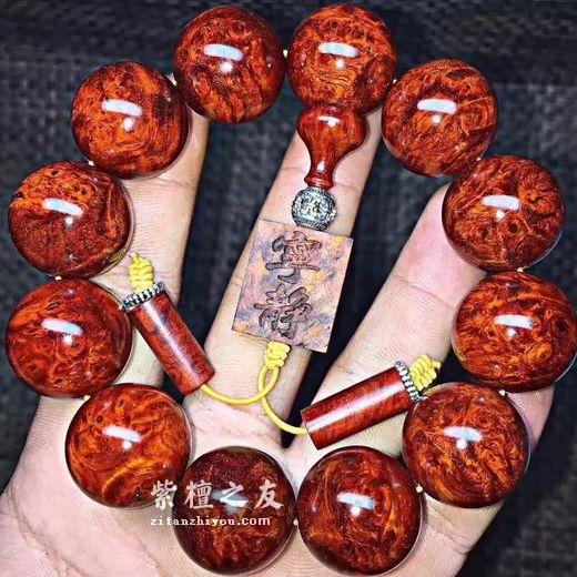 关于小叶紫檀手串，这可能是最全面的知识了！-12