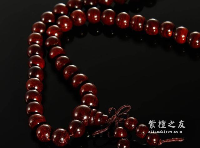 小叶紫檀手串盘成煤球了怎么办？别怕，补救方法还是有的-2