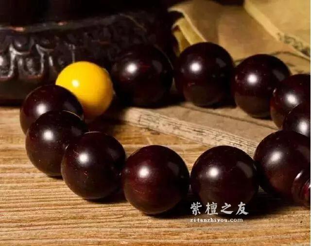 小叶紫檀不能沾水吗？小叶紫檀掉水里了怎么办？-1