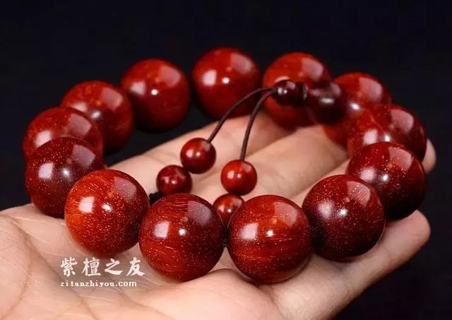 小叶紫檀手串为什么会越盘越黑了？-7