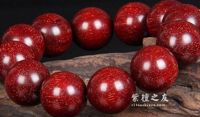 怎样防止小叶紫檀上的金星的脱落-3