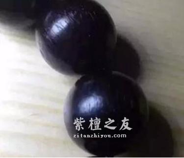 紫檀百问之---小叶紫檀盘玩后变“黑煤球”?-2