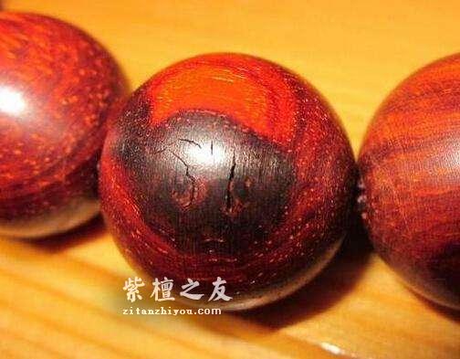 如果你想买一条不掉价的小叶紫檀，这几点你应该注意！-4