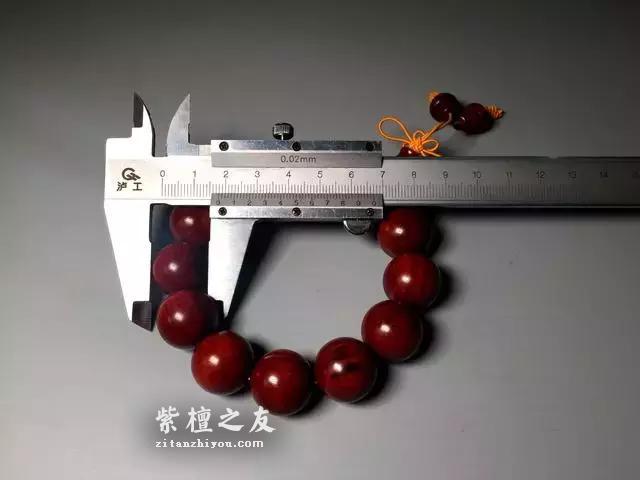 玩这样的小叶紫檀，才会赚钱！-7