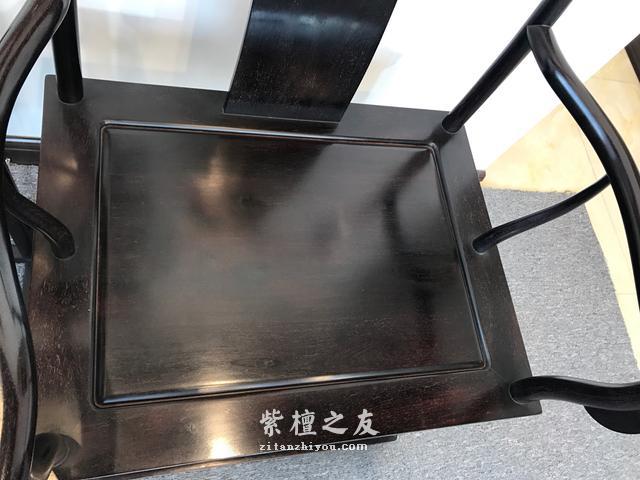 浅析小叶紫檀中的犀牛角紫檀-3