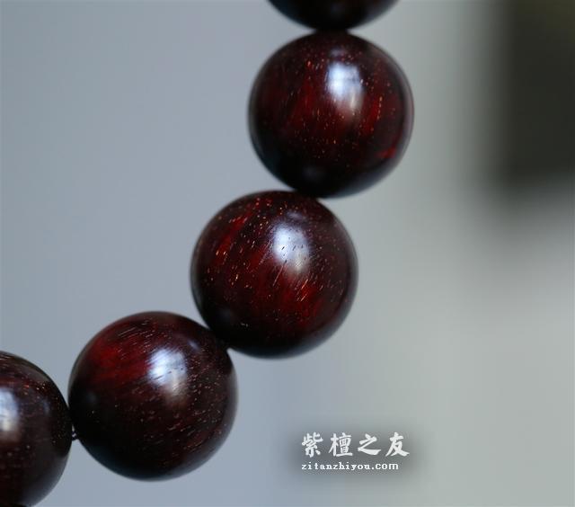 小叶紫檀手串不出包浆怎么办？教你几招让手串容光焕发-2