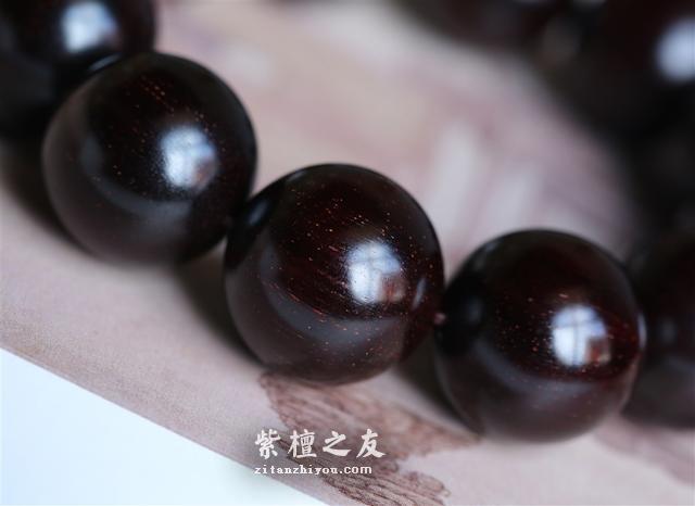 小叶紫檀手串不出包浆怎么办？教你几招让手串容光焕发-5