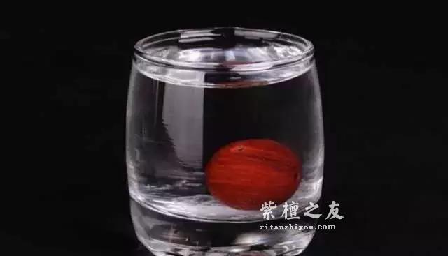 从入门到行家：鉴别小叶紫檀真假的误区及正确方法！-1