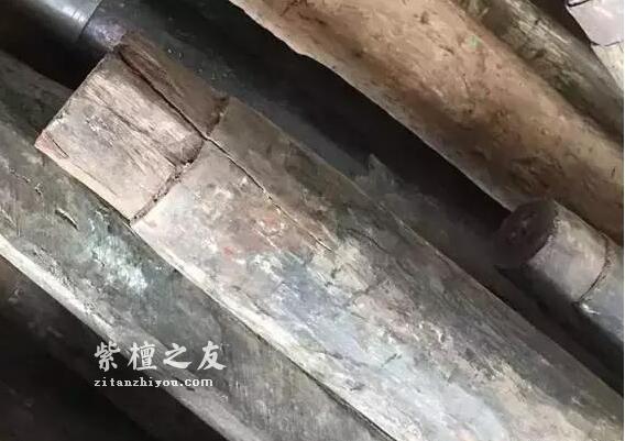 别再过度迷恋市场上的小叶紫檀老料了，千万要多留个心眼！-2