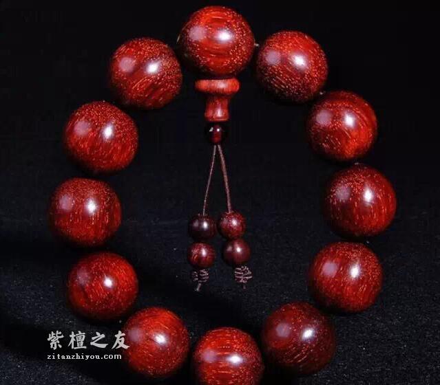 小叶紫檀的盘玩与保养知识-3