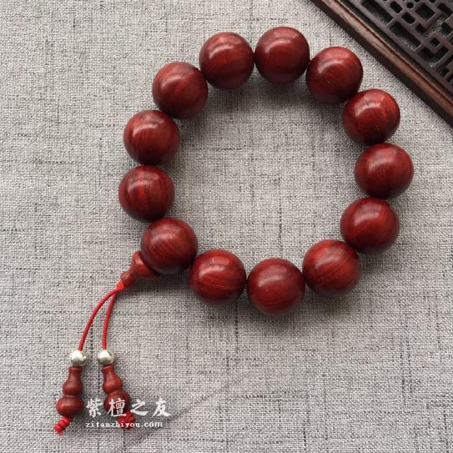 小叶紫檀手串怎么保养？-1