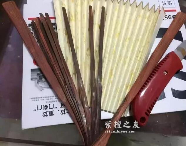 手工大神教你如何用小叶紫檀做扇子！-4