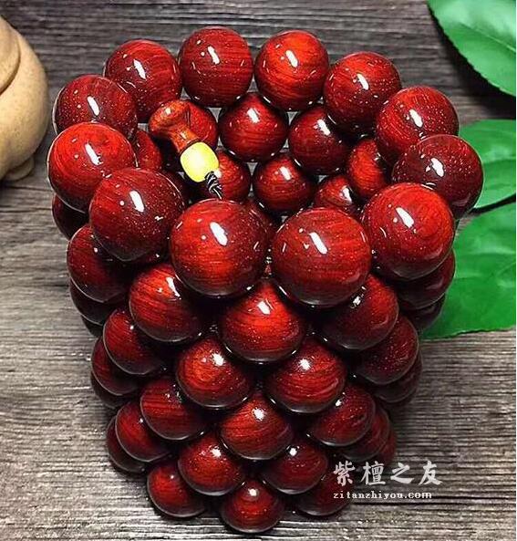 玩紫檀手串的六个何必-5