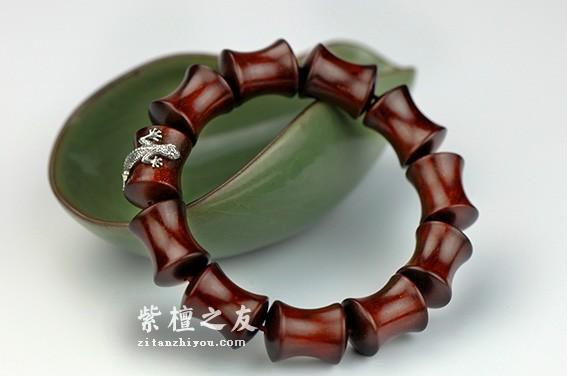 玩紫檀手串的六个何必-6