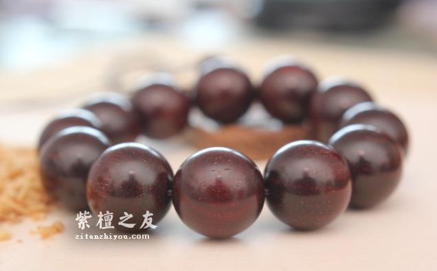 小叶紫檀手串的盘玩知识详解，从入门到精通-5