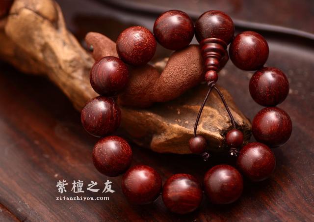 小叶紫檀手串的盘玩知识详解，从入门到精通-6